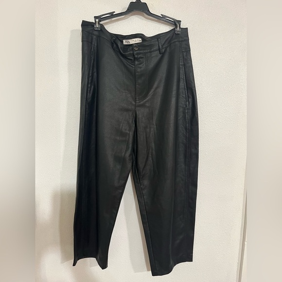 Zara vegan leather pants, cropped size L Boyfriend, Black high rise - Picture 1 of 5